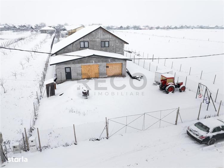Casă cu 4 camere cu Teren 1000 Mp în Livada de Bihor