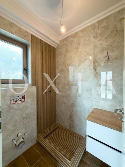 Duplex cu 4 camere cu Canalizare în Giroc