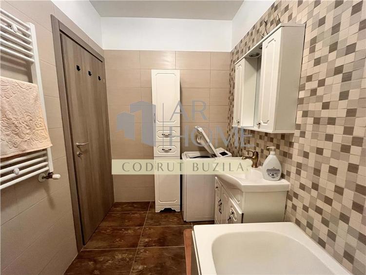Apartament cu 3 camere decomandat în Albert