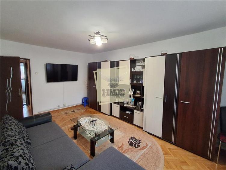 Apartament cu 2 camere decomandat, mobilat în Hipodrom 1