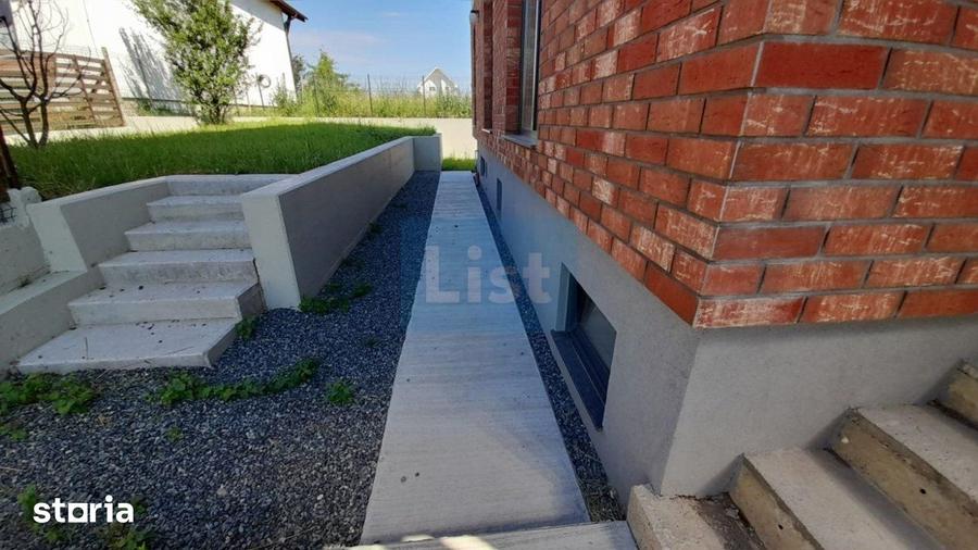 Casă cu 4 camere cu Teren 500 Mp în Apahida