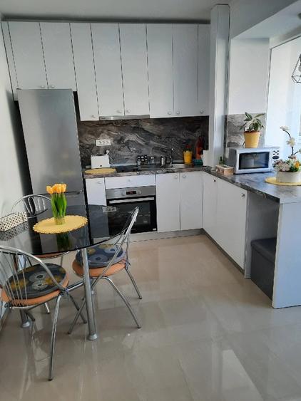 Apartament cu 2 camere decomandat în Nufărul