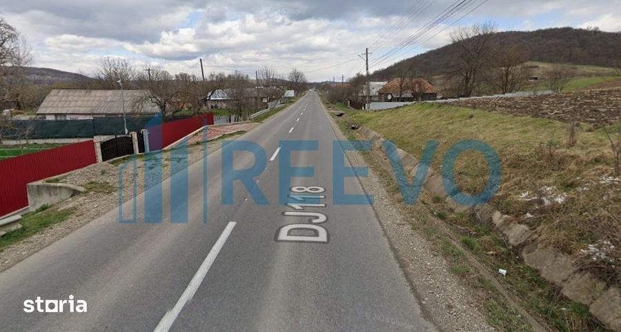 Teren de 4007 mp, în Berești