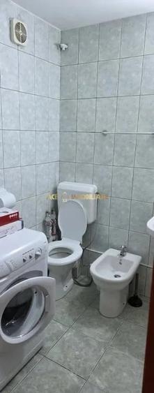 Apartament cu 2 camere decomandat, mobilat în Titan