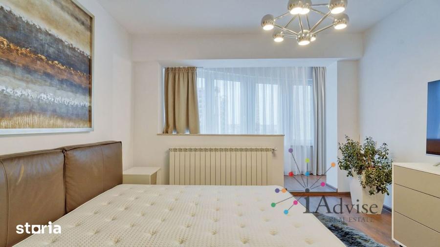 Apartament cu 4 camere decomandat în Central