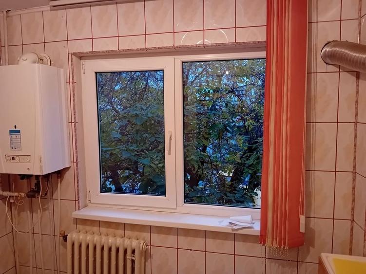 Apartament cu 2 camere nedecomandat în Central