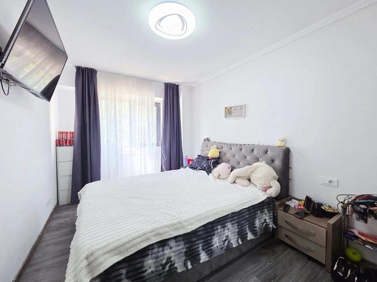 Apartament cu 4 camere decomandat în Central