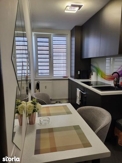 Apartament cu 2 camere în Apărătorii Patriei