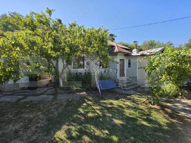 Casă 70 mp– Valea Caselor, Dâmbovița