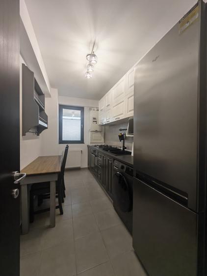 Apartament cu 2 camere decomandat în Tomis Plus