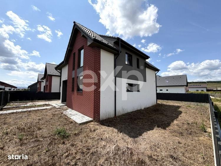 Casă cu 4 camere în Juc-Herghelie