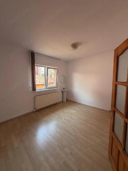 Spațiu comercial, de 110 mp, în Central