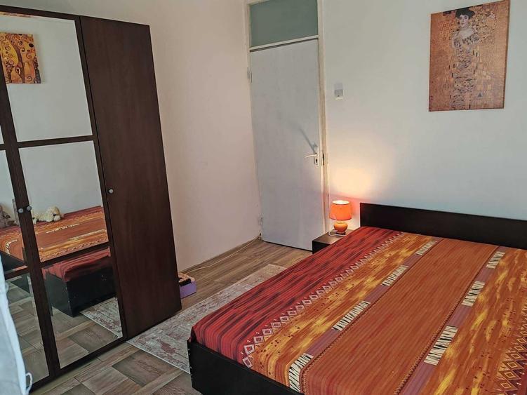 Apartament cu 2 camere decomandat în Berceni