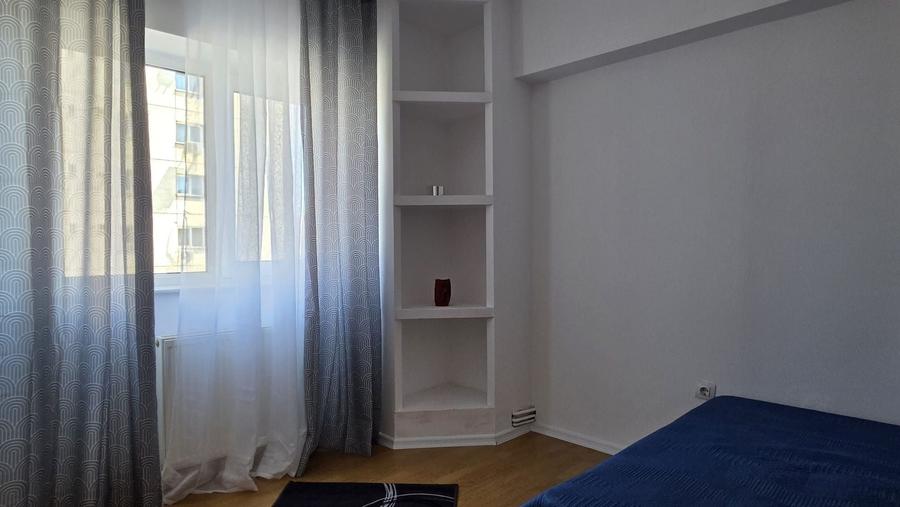 Apartament cu 3 camere decomandat în Griviței