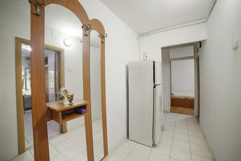 Apartament cu 2 camere decomandat în Rahova