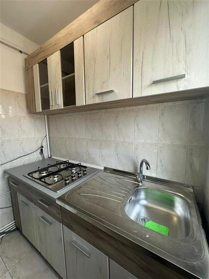 Apartament cu 2 camere nedecomandat în Podu Roș