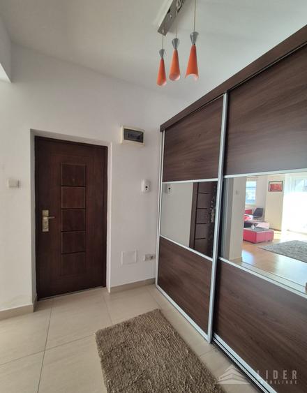Apartament cu 2 camere semidecomandat, mobilat în Bună Ziua