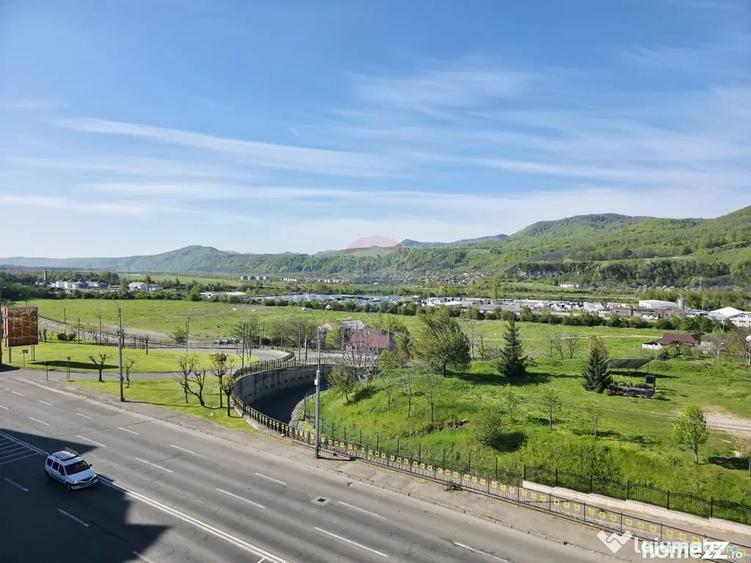 Apartament cu 2 camere decomandat în 1 Mai