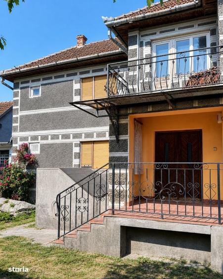 Casă cu 4 camere în Lugașu de Jos