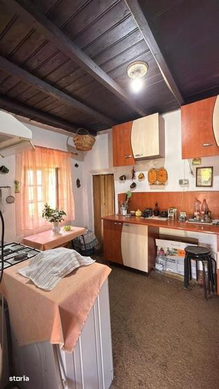 Casă cu 3 camere în Dor Mărunt