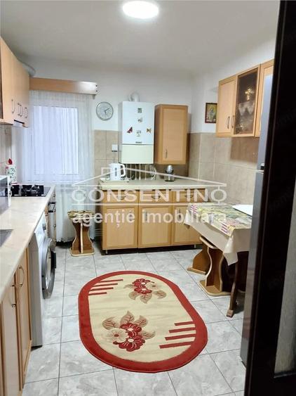 Apartament cu 3 camere în Unirii Sud