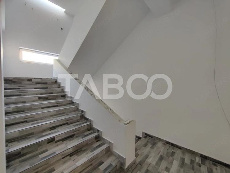 Spațiu comercial, de 915 mp, în Central