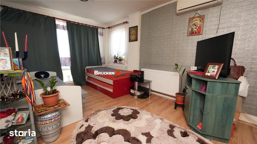 Apartament cu 3 camere decomandat în Marghita