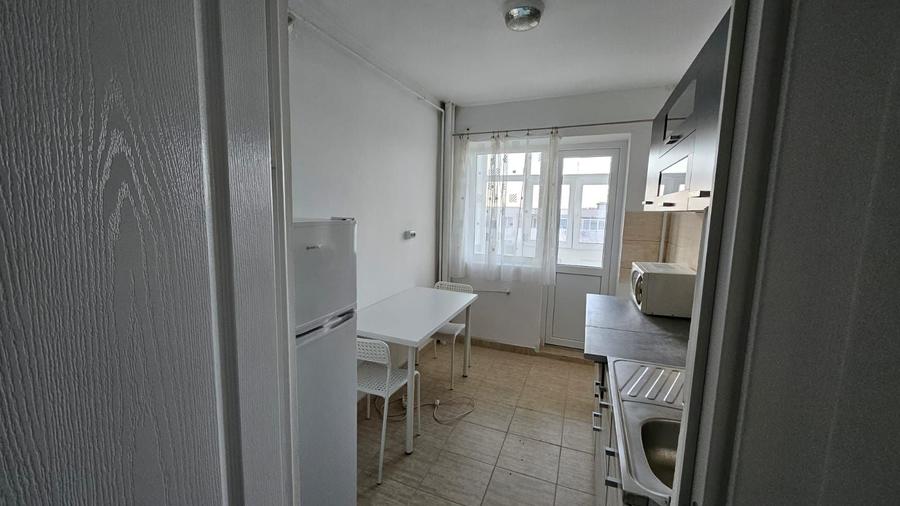 Inchiriez apartament 2 camere - 7