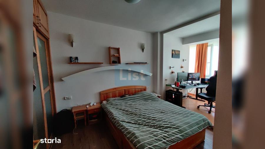 Apartament cu 4 camere decomandat în Zorilor