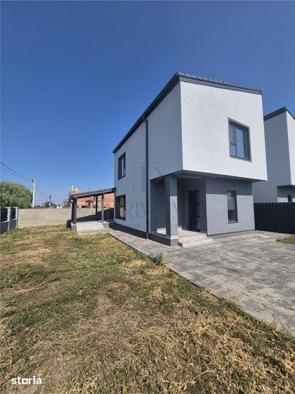 Casă cu 3 camere cu Teren 350 Mp în Central