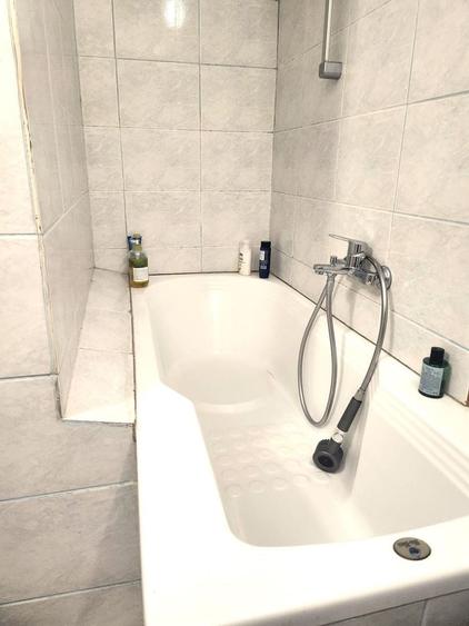 Apartament cu 3 camere decomandat, mobilat în Unirii