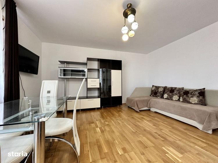 Apartament cu 3 camere, mobilat în Zorilor