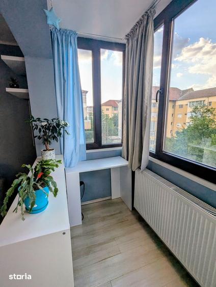 Apartament cu 2 camere semidecomandat, mobilat în Girocului