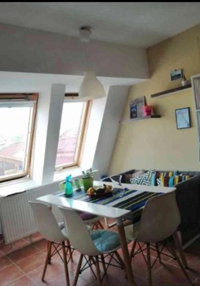 Apartament cu 2 camere semidecomandat în Florești