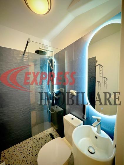 Apartament cu 2 camere decomandat în Calea Victoriei