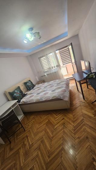 Inchiriere apartament 3 camere 1 din 4 - 2