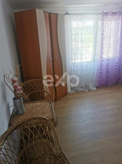 Casă individuală cu 5 camere cu Teren 700 Mp în Ungureni (Dragomirești)