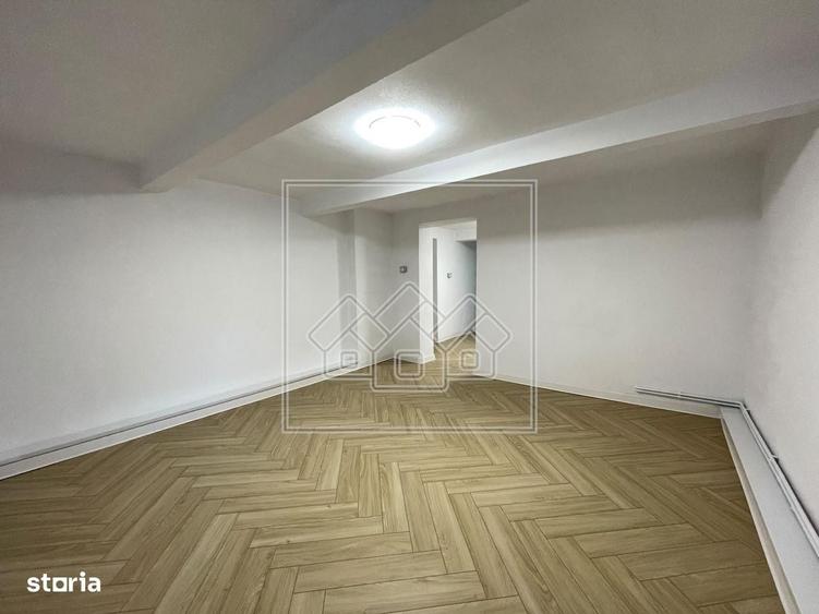 Casă cu 4 camere cu Teren 600 Mp în Sub Arini