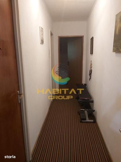 Apartament cu 3 camere semidecomandat în Alexandru Obregia