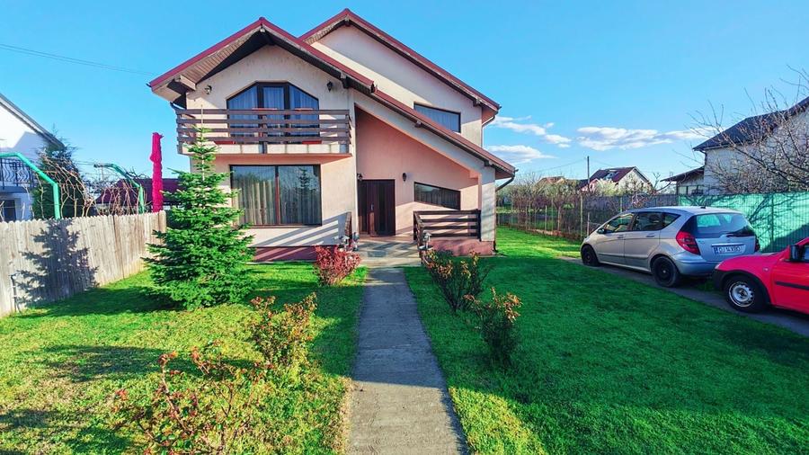 Casă cu 4 camere în Ghercești