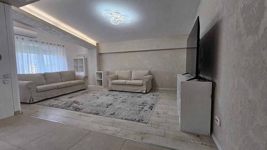 Apartament cu 3 camere decomandat în 1 Decembrie 1918