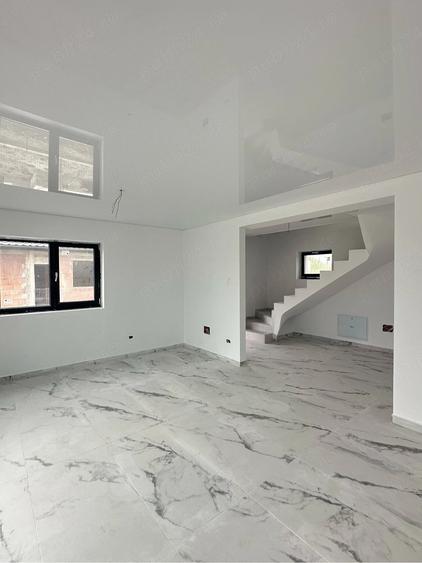 Casă cu 3 camere cu Teren 220 Mp în Dărăști-Ilfov