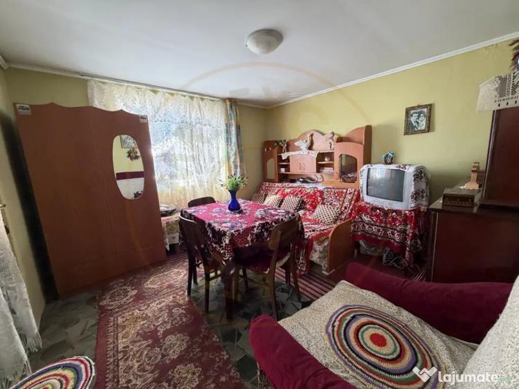 Casă cu 4 camere cu Teren 780 Mp în Priboieni