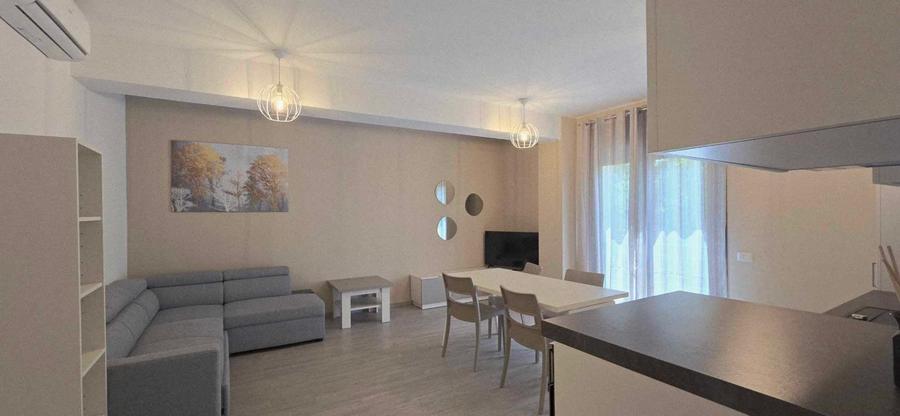 Apartament cu 2 camere nedecomandat în Central
