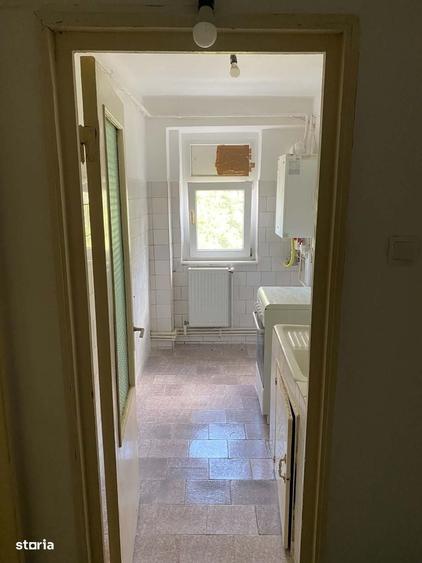Apartament cu 2 camere în Viziru 3