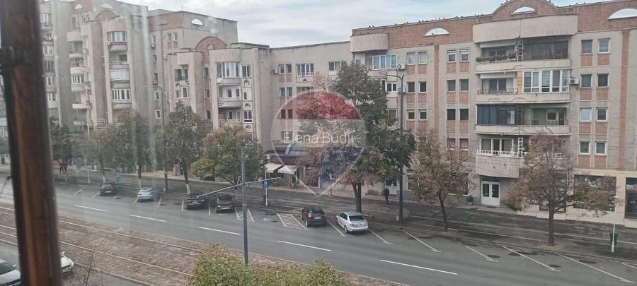 Apartament 3 camere în zona Podgoria langa BRD