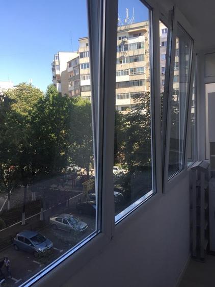 Garsonieră decomandată în Tineretului