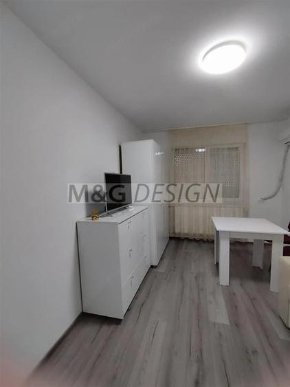 Garsonieră decomandată în Complex Studențesc