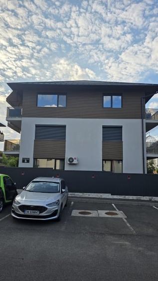 Apartament cu 2 camere decomandat, mobilat în Borhanci