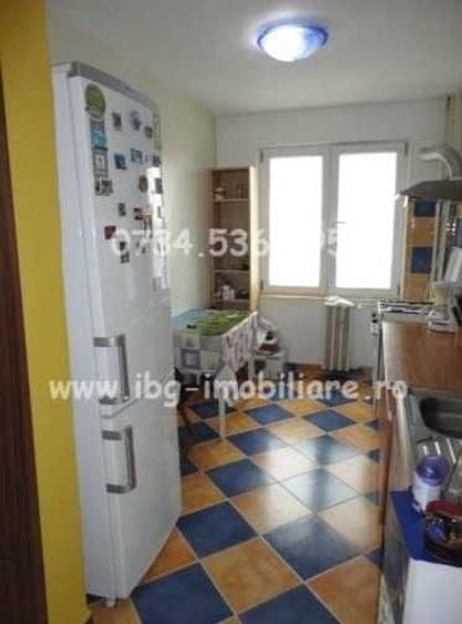 Apartament cu 2 camere decomandat în Colentina